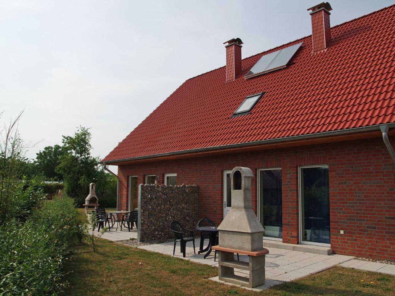 5-Bedroom Holiday Home In Zierow With Garden Kültér fotó